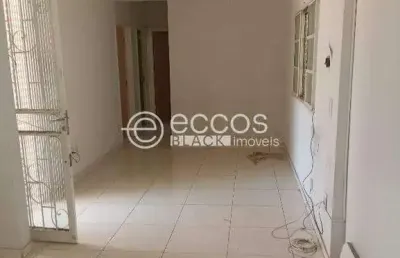 Casa para aluguel, 3 quartos, 2 suítes, 1 vaga, jardim finotti - uberlândia/mg