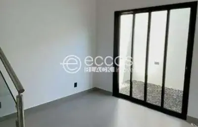 Casa para aluguel, 2 quartos, 2 suítes, 2 vagas, grand ville - uberlândia/mg