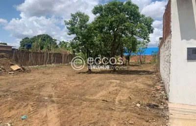 Terreno à venda na Rua Benedito Teodoro Naves, --, Vieno, Araguari