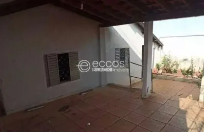 Casa à venda, 3 quartos, 1 vaga, santa marta - uberaba/mg