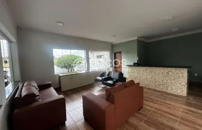 Casa à venda, 3 quartos, 5 vagas, leblon - uberaba/mg