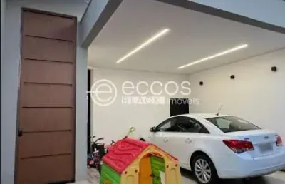 Casa para aluguel, 4 quartos, 2 suítes, 2 vagas, novo mundo - uberlândia/mg
