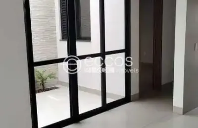 Casa à venda, 3 quartos, 1 suíte, 2 vagas, novo mundo - uberlândia/mg