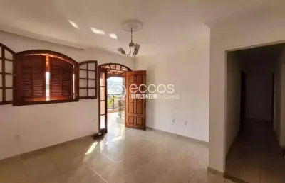 Casa para aluguel, 3 quartos, 1 suíte, 2 vagas, buritis - belo horizonte/mg