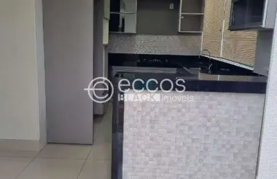 Casa para aluguel, 3 quartos, 1 suíte, 2 vagas, fundinho - uberlândia/mg
