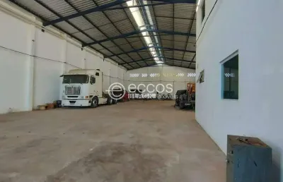 Barracão / Galpão / Depósito para alugar na Rua Mário Quintana, --, Novo Mundo, Uberlândia
