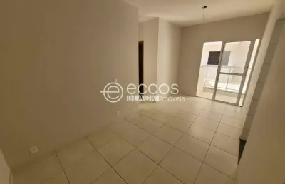 Apartamento à venda, 2 quartos, 1 suíte, 1 vaga, alto umuarama - uberlândia/mg