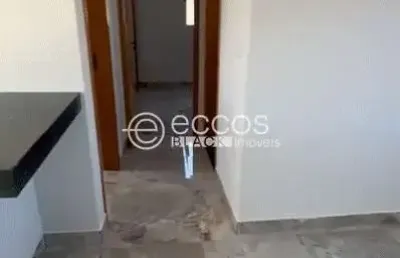 Apartamento à venda, 2 quartos, 1 suíte, 1 vaga, santa rosa - uberlândia/mg