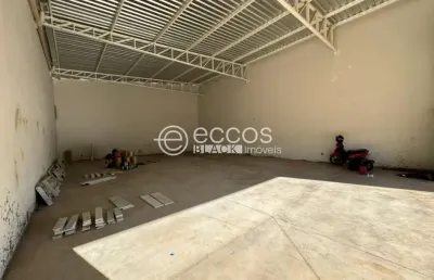 Barracão / Galpão / Depósito para alugar na Rua Ari de Souza Neves, 220, Shopping Park, Uberlândia