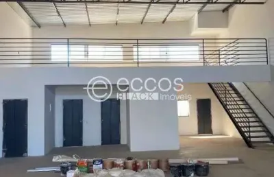 Barracão / Galpão / Depósito para alugar na Rua Nordau Gonçalves De Melo, --, Santa Mônica, Uberlândia