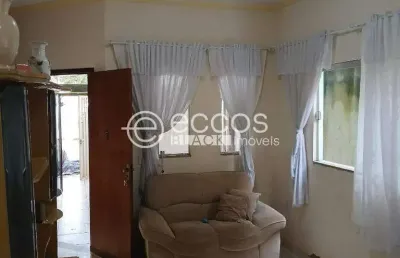 Casa à venda, 3 quartos, 1 suíte, 2 vagas, milenium - araguari/mg