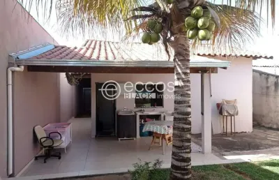 Casa à venda, 2 quartos, 2 vagas, jardim canaã - uberlândia/mg