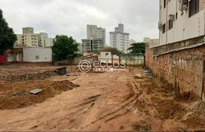 Terreno à venda na Rua Miguel Rocha dos Santos, --, Santa Mônica, Uberlândia