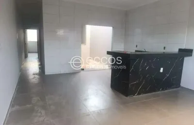 Casa à venda, 2 quartos, 1 suíte, 2 vagas, luizote de freitas - uberlândia/mg