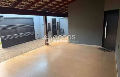 Casa à venda, 3 quartos, 1 suíte, 2 vagas, granada - uberlândia/mg