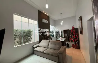 Casa à venda, 3 quartos, 1 suíte, 2 vagas, santa rosa - uberlândia/mg
