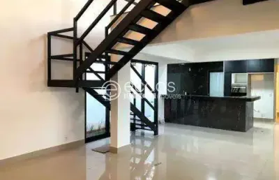 Casa em condomínio para aluguel, 4 quartos, 4 suítes, 4 vagas, laranjeiras - uberlândia/mg