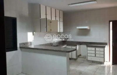 Casa para aluguel, 7 quartos, 1 suíte, 4 vagas, cidade jardim - uberlândia/mg