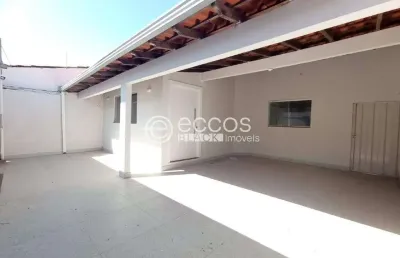 Casa para aluguel, 4 quartos, 1 suíte, 2 vagas, cidade jardim - uberlândia/mg