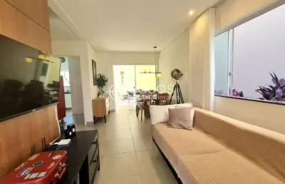 Casa em condomínio à venda, 3 quartos, 1 suíte, 2 vagas, jardim inconfidência - uberlândia/mg