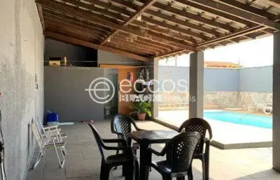 Casa para aluguel, 3 quartos, 1 suíte, 2 vagas, santa mônica - uberlândia/mg