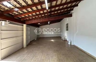 Casa à venda, 3 quartos, 1 suíte, 3 vagas, jardim brasília - uberlândia/mg
