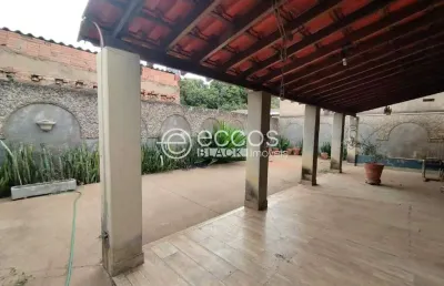 Casa à venda, 3 quartos, 1 suíte, 3 vagas, irmãos soares - uberaba/mg