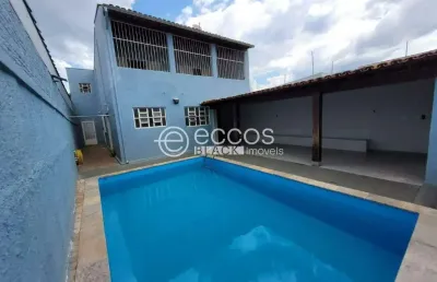 Casa à venda, 5 quartos, 1 suíte, 4 vagas, boa vista - uberaba/mg