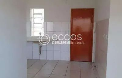 Casa à venda, 2 quartos, 3 vagas, residencial presidente tancredo neves - uberaba/mg