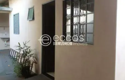 Kitnet à venda, 1 quarto, 2 vagas, fabrício - uberaba/mg