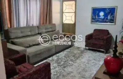 Casa à venda, 3 quartos, jardim canaã - uberlândia/mg