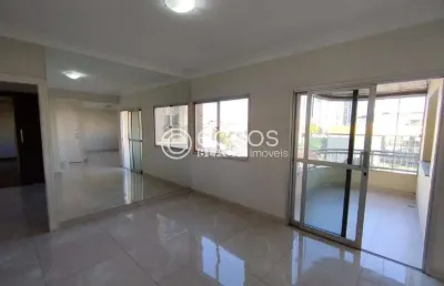 Apartamento à venda, 3 quartos, 1 suíte, 1 vaga, centro - uberaba/mg