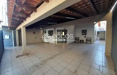 Casa para aluguel, 3 quartos, 2 vagas, jardim patrícia - uberlândia/mg