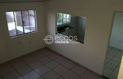 Casa à venda, 2 quartos, jardim ipanema - uberlândia/mg
