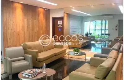 Casa comercial à venda na Rua Quinze de Novembro, --, Fundinho, Uberlândia