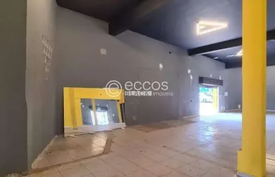 Terreno comercial à venda na Avenida Cipriano Del Favero, --, Centro, Uberlândia
