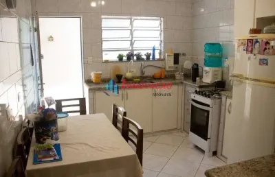 Sobrado  para venda no bairro vila irmãos arnoni, 3 quartos, 1 suíte, 2 vagas, 140 m²