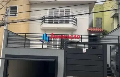 Casa (sobrado) para venda, 3 dorm(s), 3 suite(s), 5 vaga(s), 241 m²