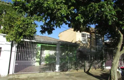 Casa com 3 quartos à venda na Rua Augusto Severo, São João, Porto Alegre