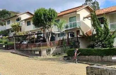 Condomínio fechado para venda em nova friburgo, campo do coelho, 2 dormitórios, 2 banheiros, 1 vaga