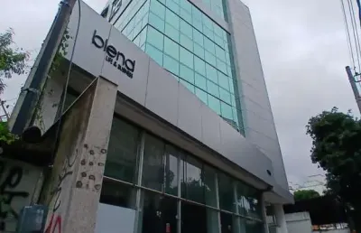 Sala comercial para alugar na Avenida Geremário Dantas, 906, Pechincha, Rio de Janeiro