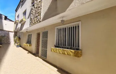Sobrado em condomínio com 2 quartos e 2 vagas para alugar na vila matilde