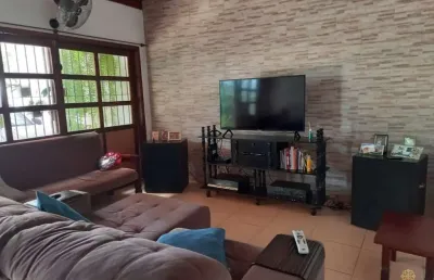 Casa com 3 quartos à venda em Toninhas, Ubatuba 