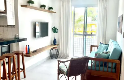 Apartamento mobiliado na praia grande - todo reformado - 2 quadras da praia