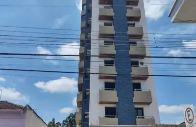 Apartamento de 04 quartos sendo 01 suíte no centro de guaratingueta