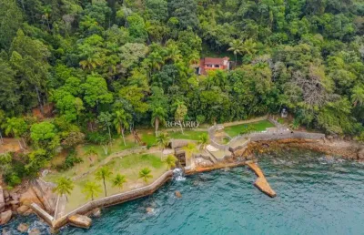 Casa frente mar na costeira de ubatuba - saco da ribeira x praia do flamengo.