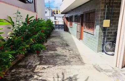 Sala comercial disponível para locação definitiva no centro em ubatuba um