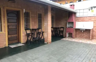 Casa com edícula à venda em ubatuba/sp, amplo espaço, conforto e área gourmet