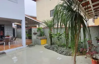 Casa com 3 quartos à venda no Silop, Ubatuba 