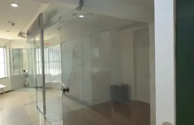 Ponto comercial com 1 sala à venda na Avenida Paulo VI, 538, Pituba, Salvador